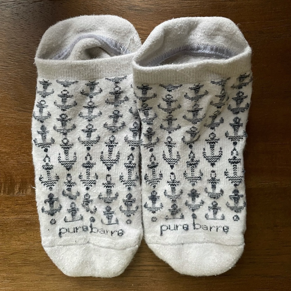 Pure Barre sticky socks, anchor pattern, small